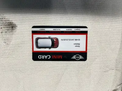 MINI Cooper S JCW 2005 — Coupé sportif traction avant, 210 ch et sièges Recaro cuir — Miniatura 16