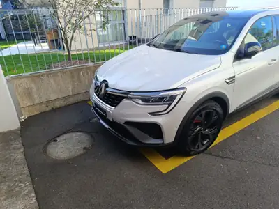 Renault Arkana 1.6 E-Tech R.S. Line — SUV Hybride Compact, Design Sportif — arrière