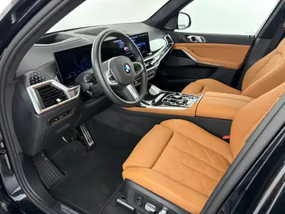 BMW X7 xDrive 48V 40d M Sport 2025 — SUV 7 places, hybride diesel, première main — dashboard