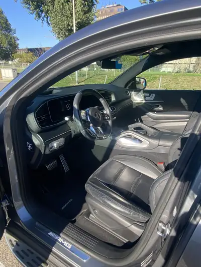 Mercedes-AMG GLE 53 4MATIC+ Coupé — Performance et prestige avec 90 600 km — cruscotto