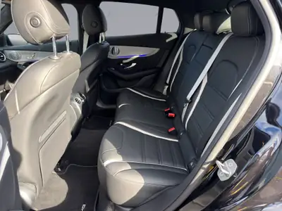 Mercedes-Benz GLC 63 AMG Coupé — Performance brute et élégance sportive — Thumbnail 9