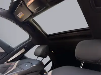 Mercedes-Benz GLC 63 AMG Coupé — Performance brute et élégance sportive — Thumbnail 20