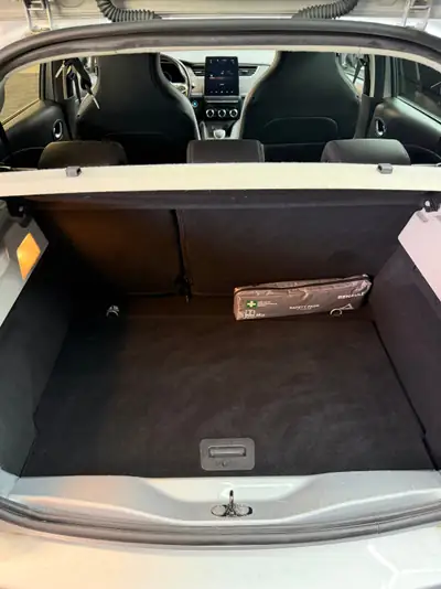 Renault Zoé Intens R135 — Citadine électrique économique, batterie incluse — Thumbnail 20