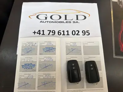 Toyota C-HR 1.2 Turbo Style 4WD — Compact SUV polyvalent, transmission automatique, 98 500 km — Miniatur 7