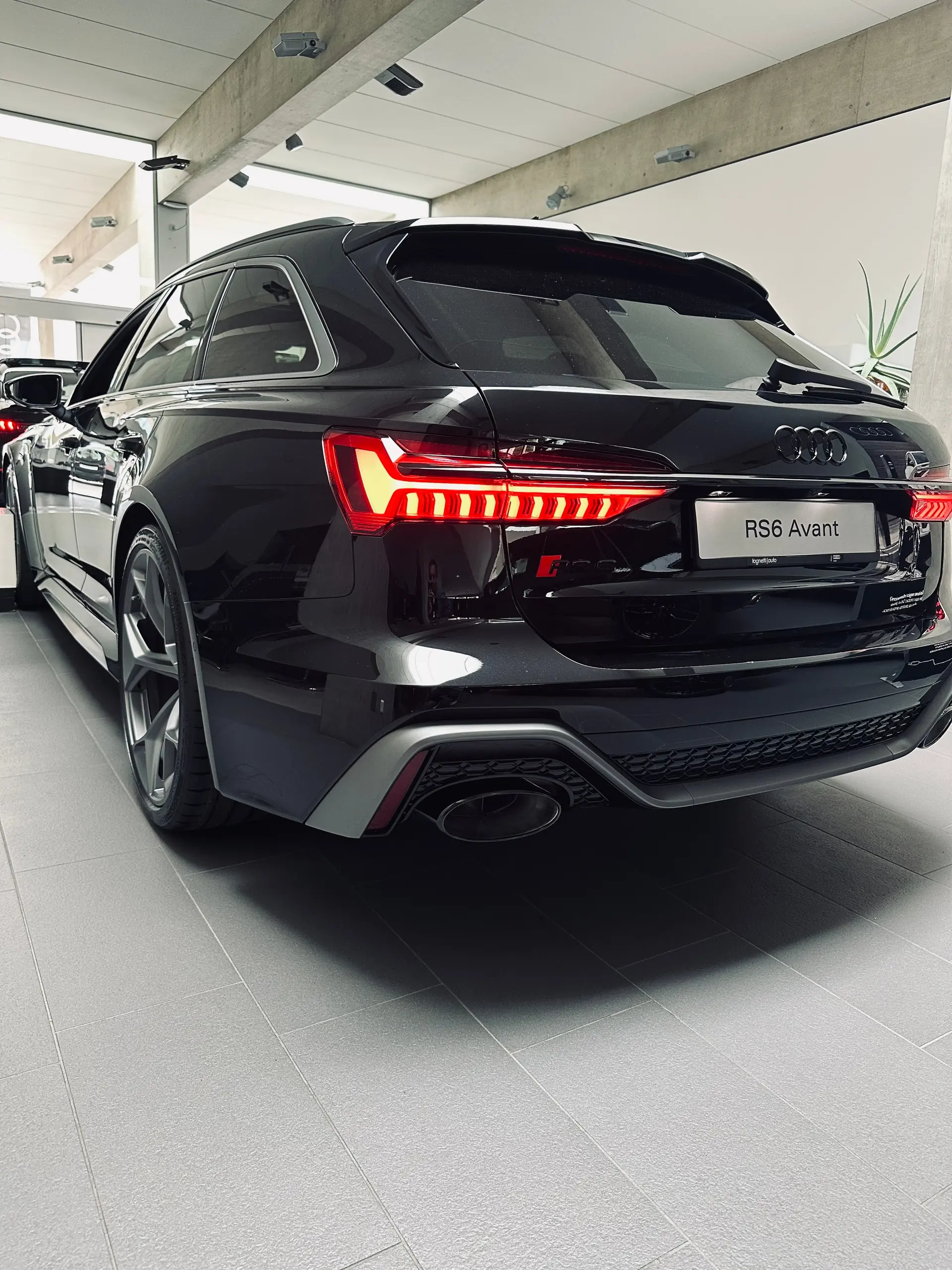 Audi RS6 2023 occasion lugano — 1