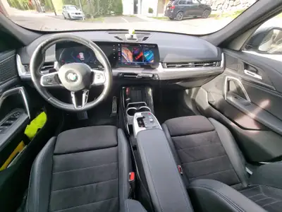 BMW X1 18i sDrive 2022 — Citadin compact et économe, moins de 82 000 km — Detail