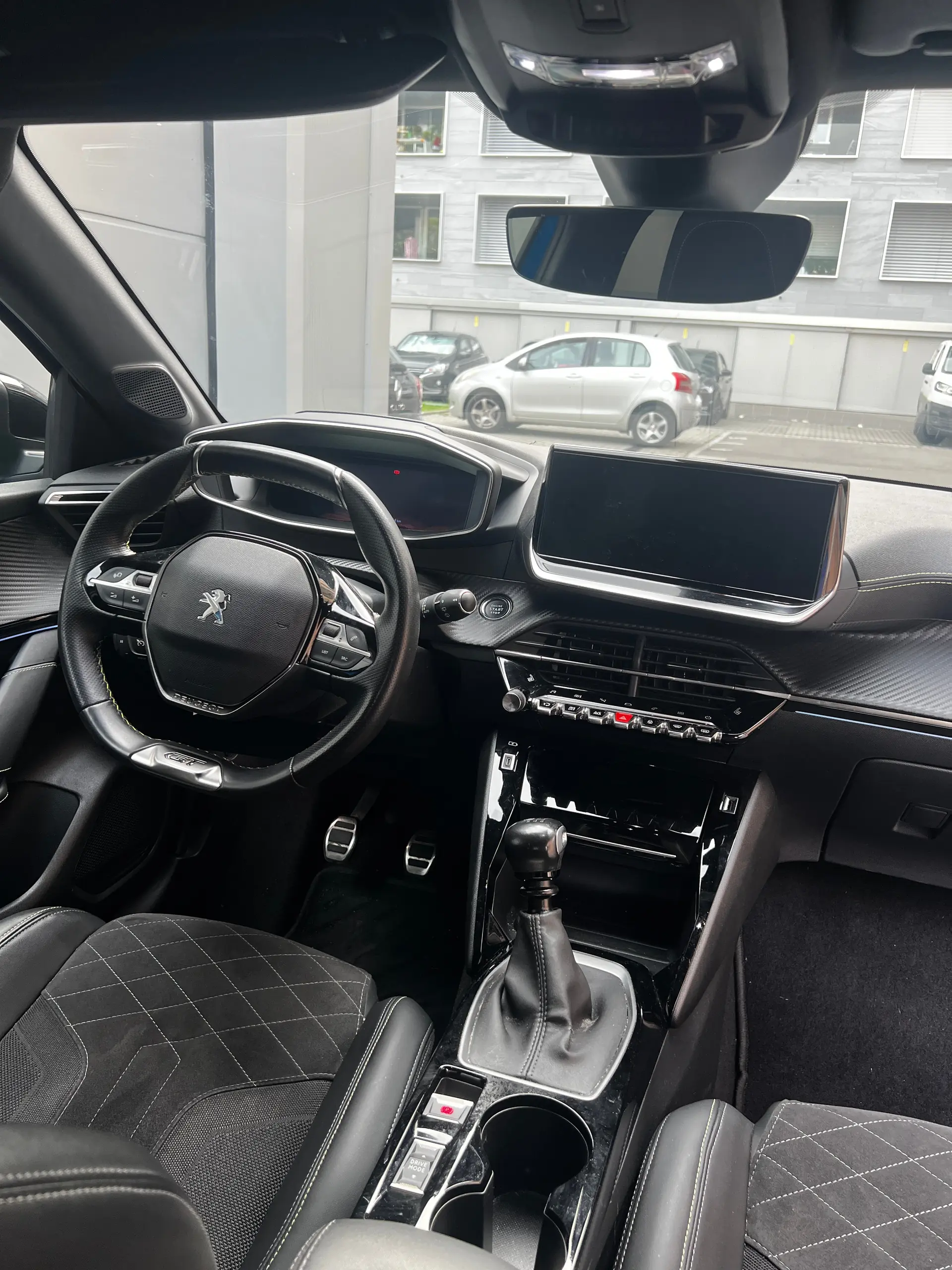 Peugeot 208 2022 occasion Giubiasco — 4