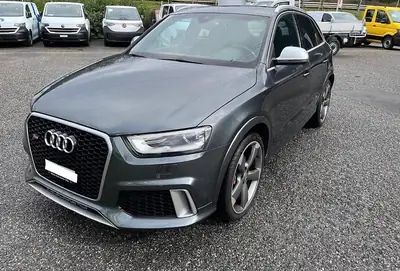 Audi RS Q3 2.5 TFSI Quattro — SUV haute performance, 371 ch et transmission S-tronic — Seitenansicht
