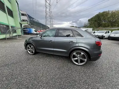 Audi RS Q3 2.5 TFSI Quattro — SUV haute performance, 371 ch et transmission S-tronic — Innenraum