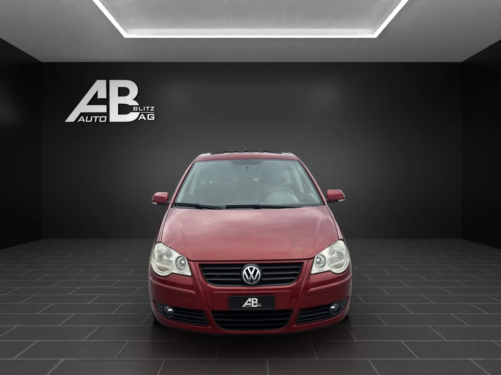 VW Polo 1.6 16V Comfortline — Citadine fiable, frais révisée et contrôle technique OK
