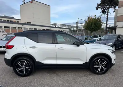 Volvo XC40 B4 Mild Hybrid AWD — SUV compact hybride, 197 ch et garantie 2 ans — Miniatur 7