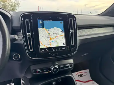 Volvo XC40 B4 Mild Hybrid AWD — SUV compact hybride, 197 ch et garantie 2 ans — Miniatur 13