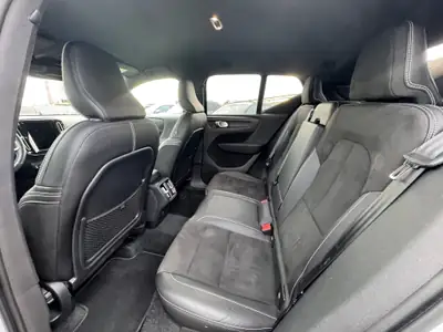 Volvo XC40 B4 Mild Hybrid AWD — SUV compact hybride, 197 ch et garantie 2 ans — Miniatur 19