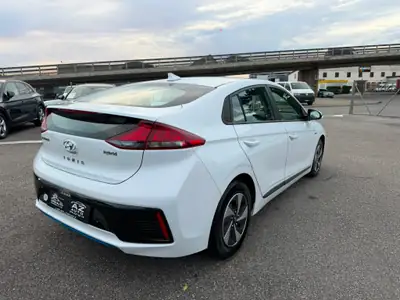 Hyundai Ioniq 1.6 GDi HEV — Hybride écologique, 129'000 km, garantie 2 ans — Detail