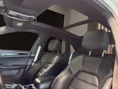 Porsche Macan S PDK — SUV sportif allemand, 380 ch et transmission fluide — Miniatura 14