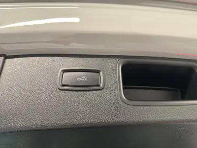 Porsche Macan S PDK — SUV sportif allemand, 380 ch et transmission fluide — Miniatura 15