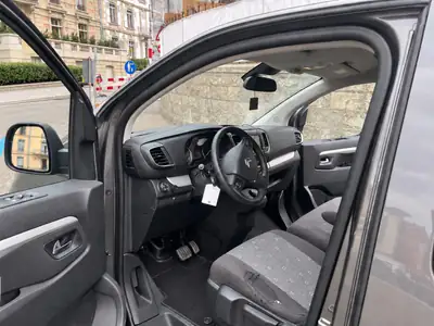 Citroën SpaceTourer 2.0 BlueHDi 180 — Monospace 9 places, diesel efficace, 103 000 km — Miniatura 7