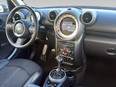 MINI Countryman Cooper S ALL4 — SUV compact sportif, 4×4 intégral, excellent état — Miniature 12