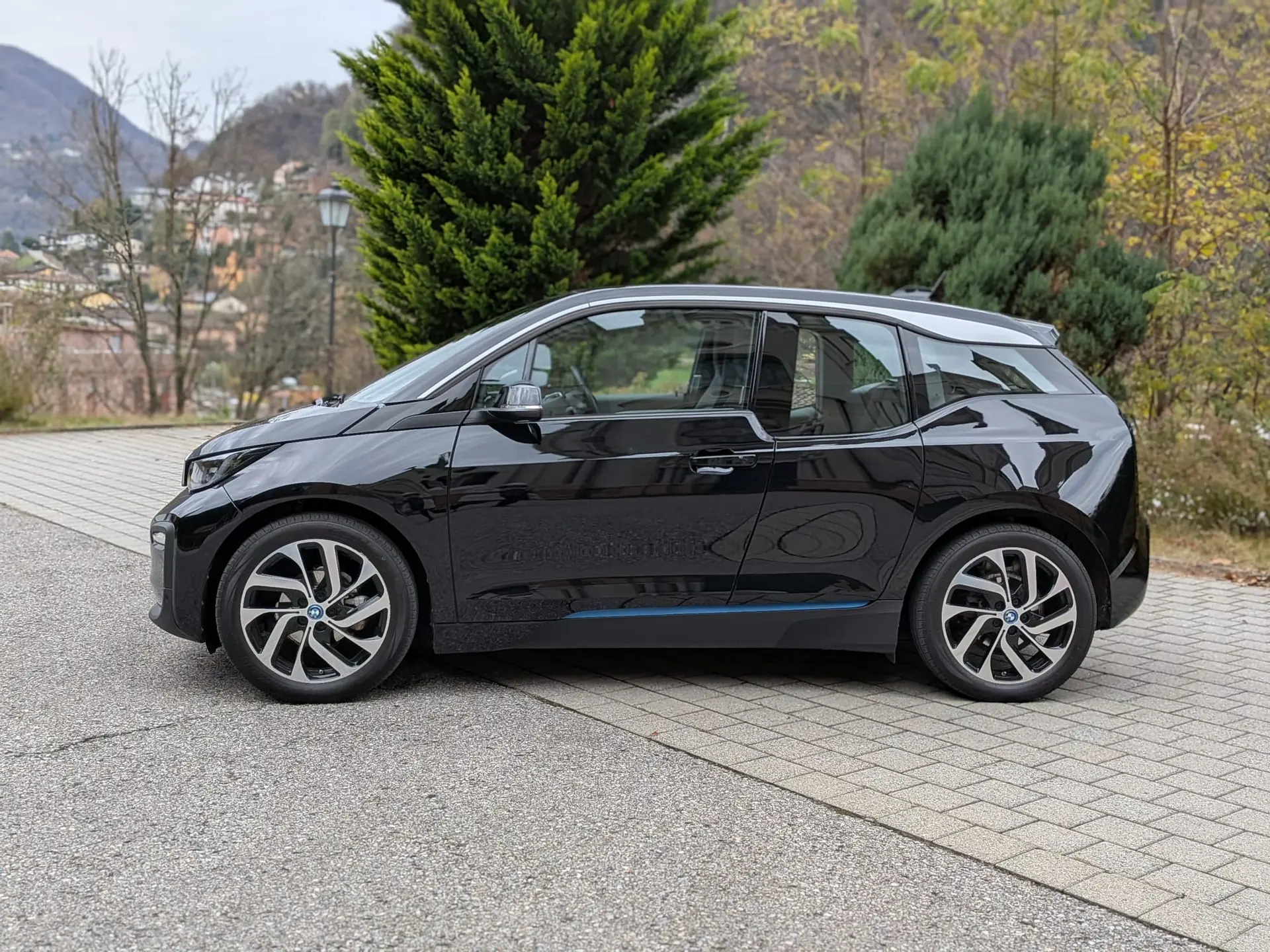 BMW i3 120 Ah — Citadine électrique premium, 65 000 km seulement