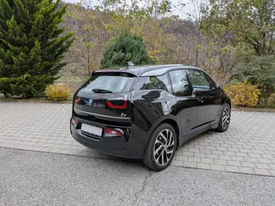 BMW i3 120 Ah — Citadine électrique premium, 65 000 km seulement — fianco
