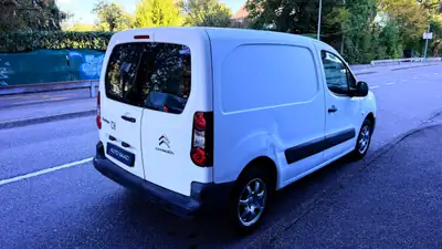 Citroën Berlingo 1.6 VTi 600 Komfort — Utilitaire compact fiable, seulement 75 000 km — Thumbnail 8