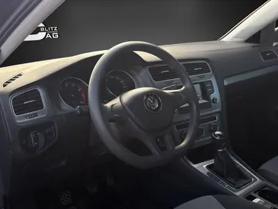 VW Golf 1.2 TSI Trendline — Citadine fiable, révision complète et garantie incluse — Miniature 8