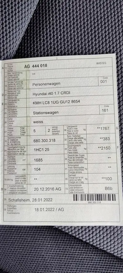 Hyundai i40 1.7 CRDi 141 Amplia — Break spacieux, diesel économique et fiable — Detail