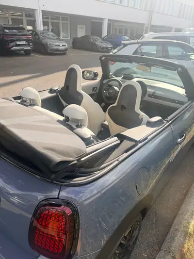MINI Cooper S 2.0i — Citadine sportive automatique, 28'000 km seulement — intérieur