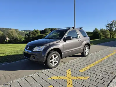 Suzuki Grand Vitara 2012 — SUV robuste diesel, transmission manuelle, sans sinistre — dashboard