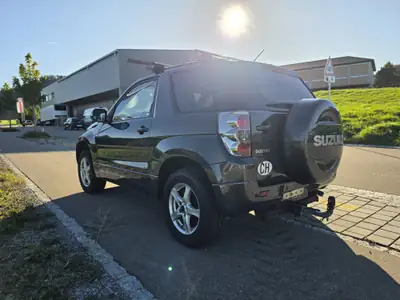 Suzuki Grand Vitara 2012 — SUV robuste diesel, transmission manuelle, sans sinistre — Thumbnail 7