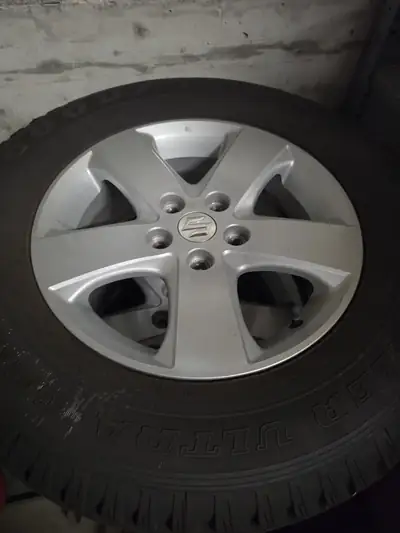 Suzuki Grand Vitara 2012 — SUV robuste diesel, transmission manuelle, sans sinistre — Thumbnail 11