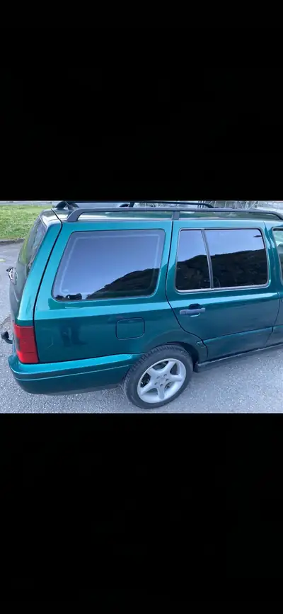 VW Golf 2.9 VR6 Syncro — Break classique, motorisation rare et polyvalente — Heckansicht