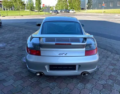 Porsche 911 GT2 2002 — Légende de route avec 462 ch et historique sans sinistre — Miniatur 7