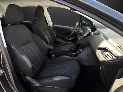 Peugeot 208 1.2 VTI Active — Citadine fiable, frais révisée et garantie MFK — Miniature 9