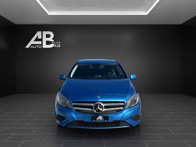 Mercedes-Benz Classe A 180 Sport — Berline compacte premium, entretien à jour — exterior view