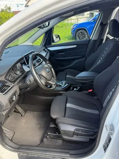 BMW 218 Gran Tourer 218d — Monospace polyvalent, diesel économe et fiable — fianco