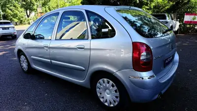 Citroën Xsara Picasso 2.0i 16V — Monospace familial fiable, dernier contrôle technique validé — interior