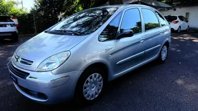 Citroën Xsara Picasso 2.0i 16V — Monospace familial fiable, dernier contrôle technique validé — dashboard