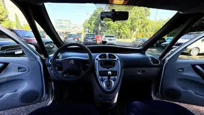 Citroën Xsara Picasso 2.0i 16V — Monospace familial fiable, dernier contrôle technique validé — Thumbnail 8