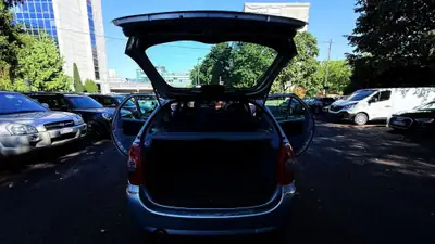 Citroën Xsara Picasso 2.0i 16V — Monospace familial fiable, dernier contrôle technique validé — Thumbnail 9