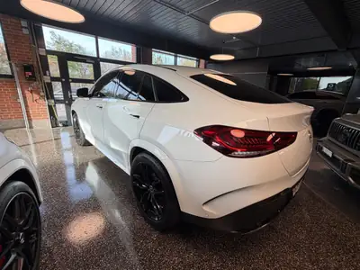 Mercedes-Benz GLE 400 d 4Matic — SUV premium diesel, toits panoramique et freins neufs — rear view
