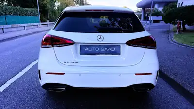 Mercedes-Benz A 250e — Berline hybride rechargeable, 116 000 km seulement — interior