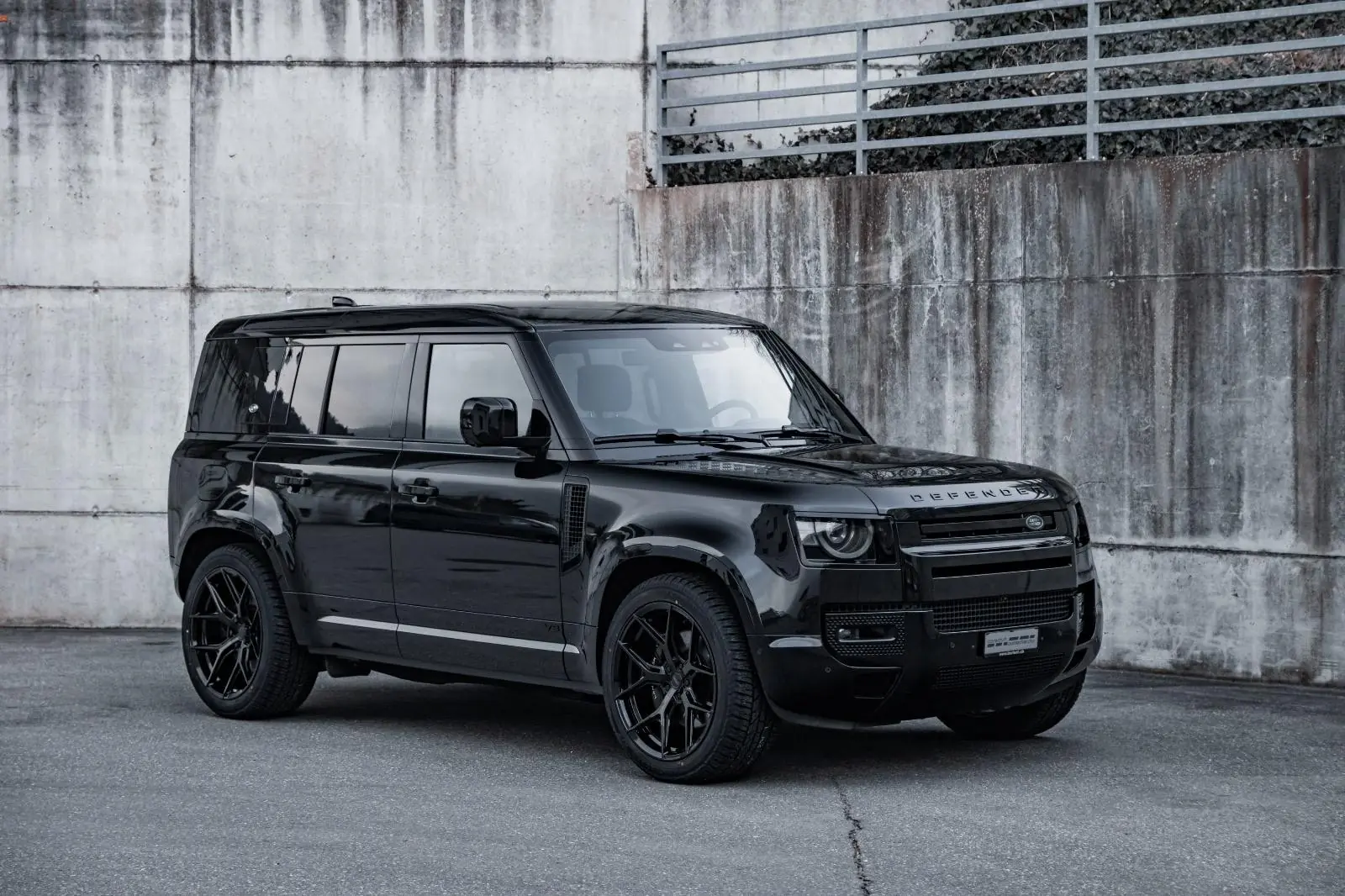 Land Rover Defender 2022 occasion Chur — 1