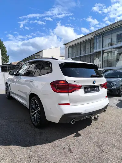BMW X3 30d xDrive SAG — SUV diesel performant, 84'000 km seulement — rear view