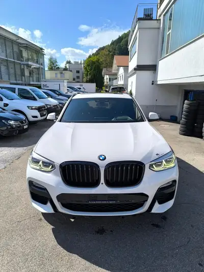 BMW X3 30d xDrive SAG — SUV diesel performant, 84'000 km seulement — dashboard