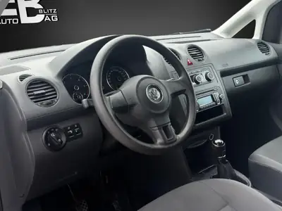 VW Caddy Maxi 2.0 TDI — 7 places, 4Motion, grand service réalisé — Thumbnail 8