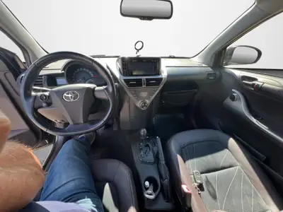 Toyota iQ 1.33 VVT-i — La citadine ultra-compacte et économique — Miniatur 13