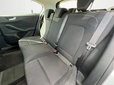 Ford Focus 2.0 EcoBlue 150 — Diesel efficace, expertisée et sans sinistre — Miniatur 12