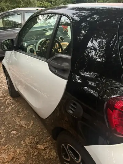Smart ForTwo 2015 — Moteur rechambré, historique transparent et économique — Innenraum