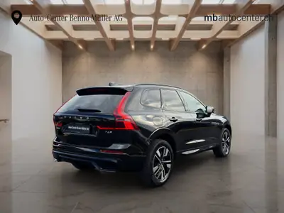 Volvo XC60 2.0 T6 TE Plus Dark eAWD — SUV hybride rechargeable, 23 000 km seulement — tableau de bord